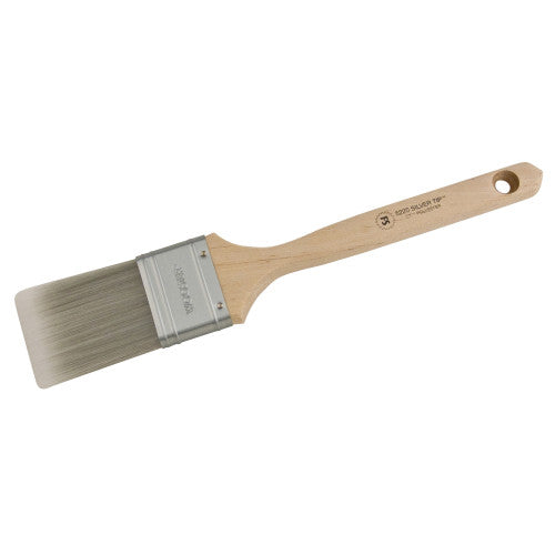 Wooster 5220 2-1/2" Silver Tip Soft Flat Sash Paint Brush showcasing the white &amp; silver CT polyester bristles and sealed wood handle.