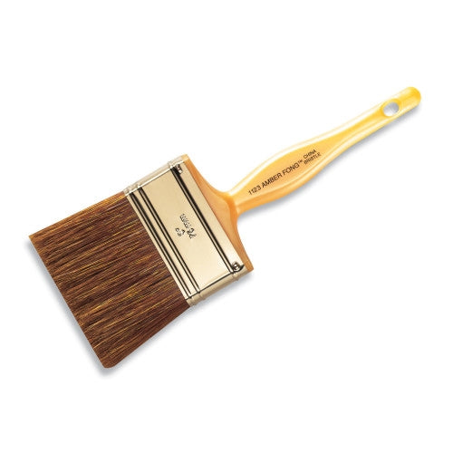 Wooster Amber Fong Brown China Bristle Paint brush showcasing the soft blend of brown China bristles.