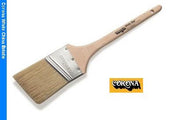 Corona W-Star White China Paint Brush with a unlacquered hardwood rat-tail handle.
