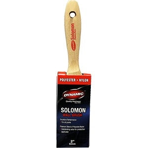Dynamic Solomon Polyester/Nylon Flat Beavertail Paint Brush with hardwood handle.