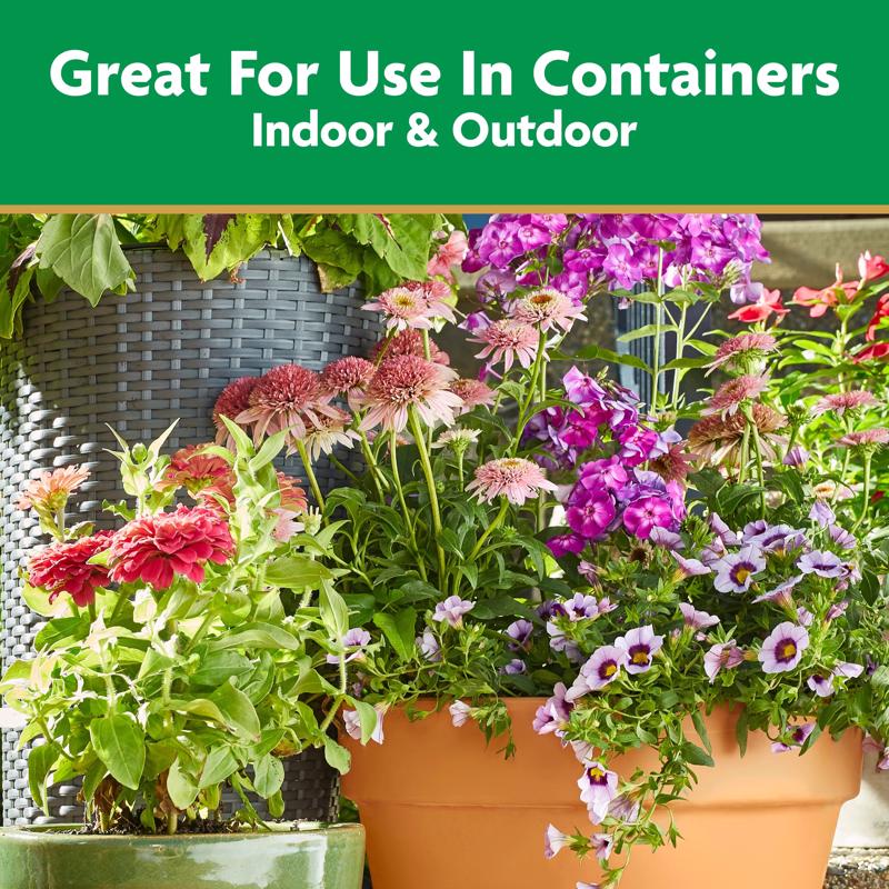 Miracle-Gro Pour & Feed Plant Food for indoor and outdoor use