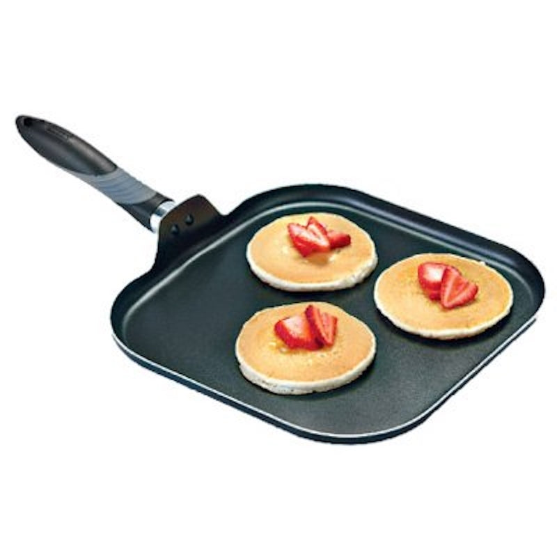 Pancakes on the Mirro Get A Grip 11 Inch Griddle A7971384