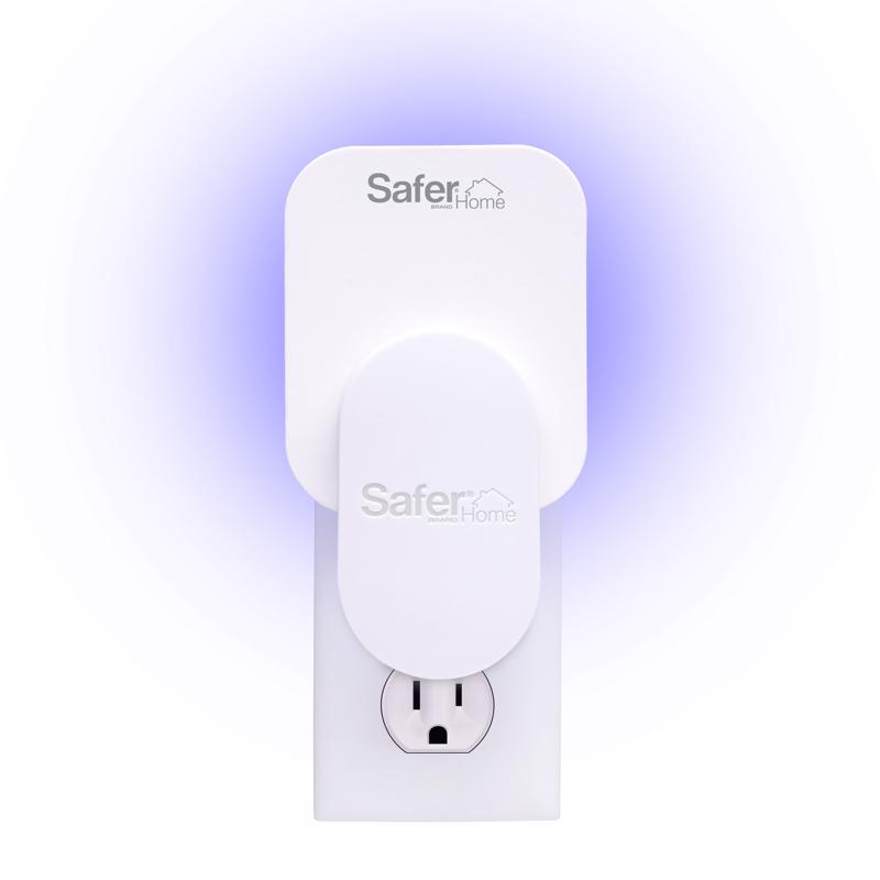 Safer Indoor Flying Insect Trap SH502 illuminated on a white background