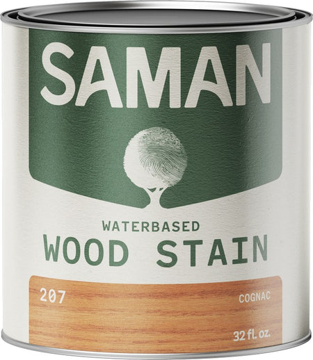Can of Saman water-based wood stain in cognac color with a green label and wooden swatch.