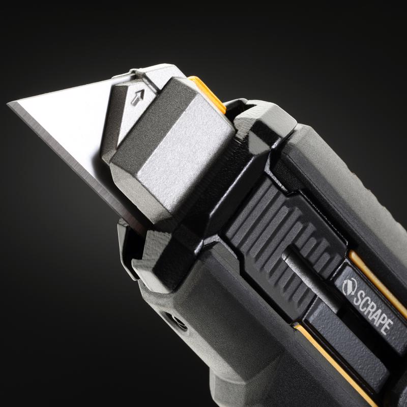 ToughBuilt Sliding Scraper Utility Knife Close Up of Blade