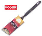 Wooster Golden Glo AS Paint Brush with Gold nylon/sable polyester bristles.